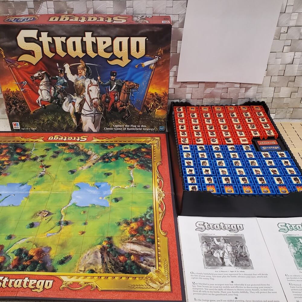 Stratego Vintage 1999 Milton Bradley Board Game COMPLETE